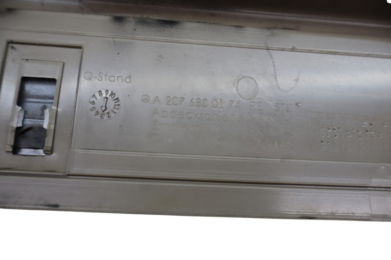 Load image into Gallery viewer, 2013 Mercedes W207 E350 Convertible Right Passenger Side Door Step Sill Oem
