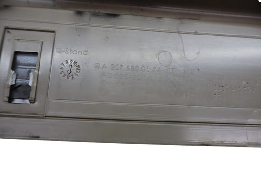 2013 Mercedes W207 E350 Convertible Right Passenger Side Door Step Sill Oem