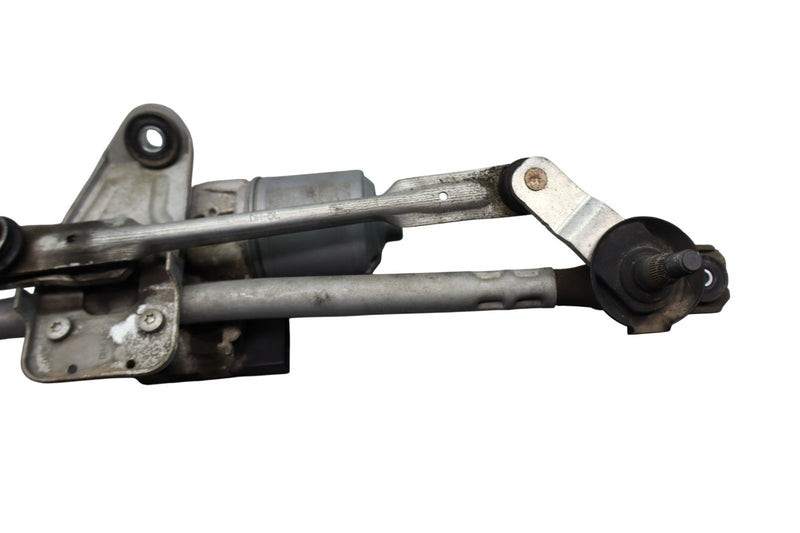 Load image into Gallery viewer, 14-17 Hyundai Genesis G80 Windshield Wiper Transmission Linkage w/ Motor Oem
