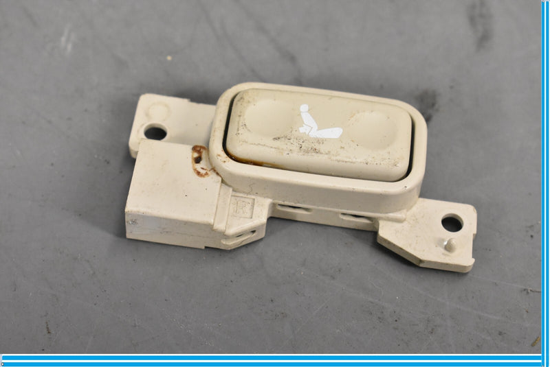 Load image into Gallery viewer, 02-10 Lexus SC430 Front Right Passenger Power Seat Lumbar Control Switch Oem
