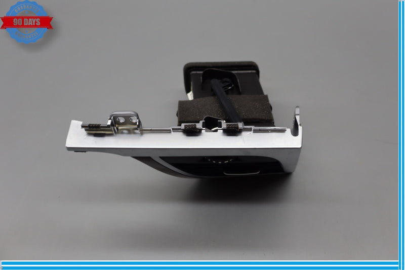 Load image into Gallery viewer, 15-20 Hyundai Genesis Front Left Driver Side Dash Air Vent W/ Wood Trim Oem
