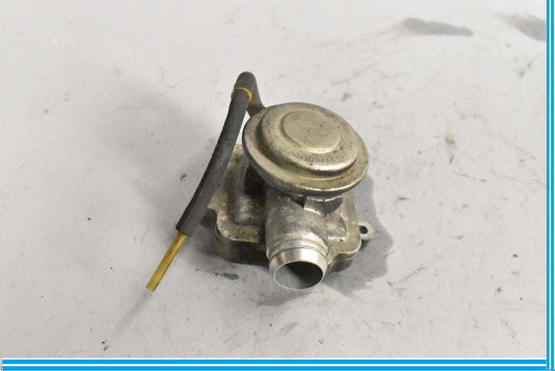 Load image into Gallery viewer, 05-15 Mercedes E550 CLK350 CL550 W209 W212 W207 Engine Motor Air EGR Valve Oem
