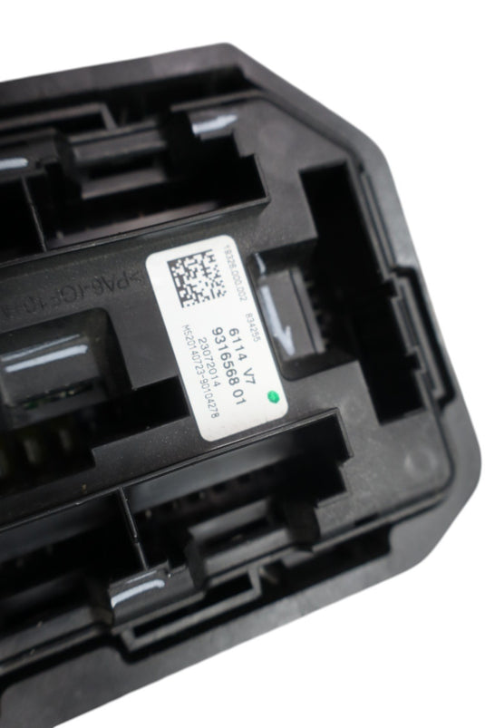 14-18 BMW X5 Front Main Power Distribution Fuse Relay Box 931656801 Oem