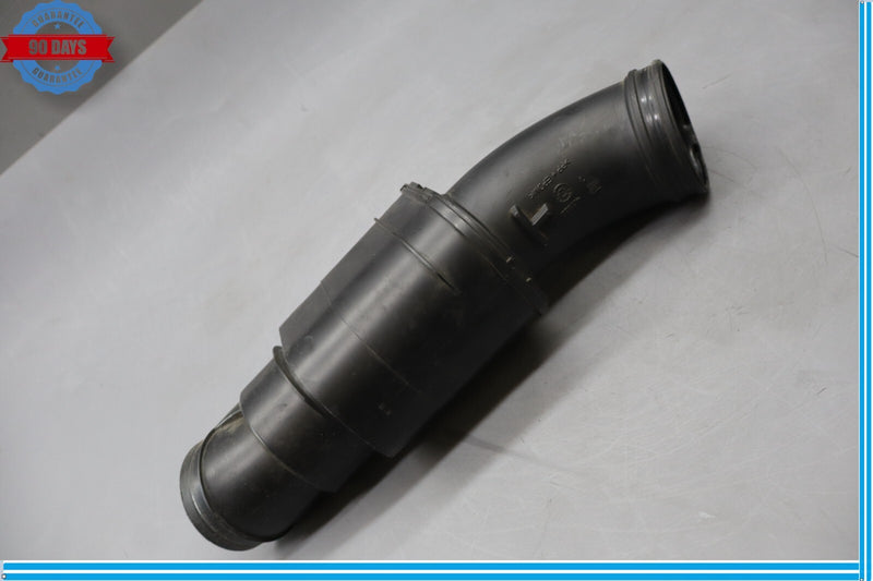 Load image into Gallery viewer, 12-16 BMW 528i 528i xDrive F10 Air Cleaner Intake Silencer Duct 13717612094 Oem
