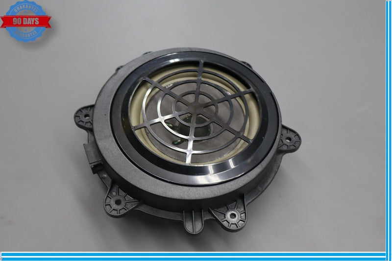 Load image into Gallery viewer, 10-24 Porsche Cayenne 958 Rear Left Or Right Side Door Speaker Black Oem
