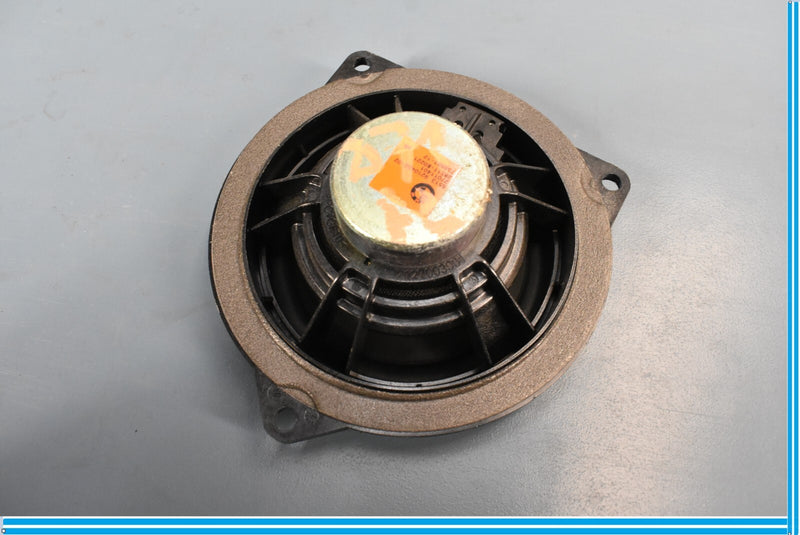 Load image into Gallery viewer, 12-18 BMW F12 F13 640i 650i Rear Left Driver Side Mid-range Speaker Harman Oem
