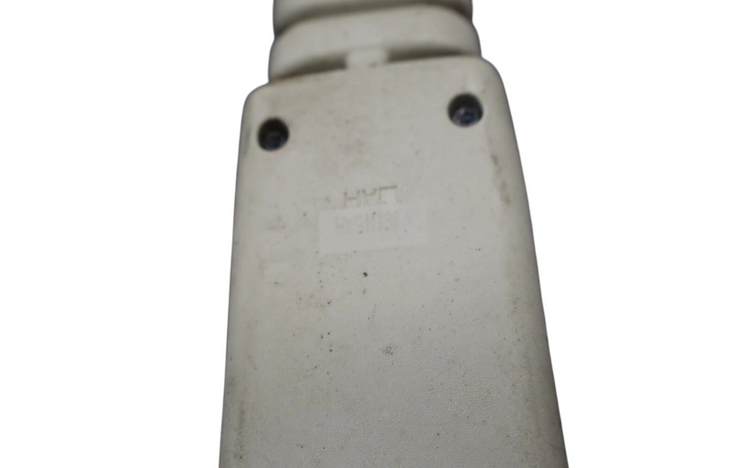 Load image into Gallery viewer, 11-12 Infiniti QX56 5.6L Front Right Passenger Seat Belt Buckle 868421LA0A Oem
