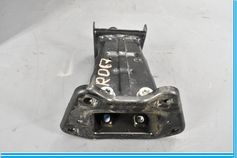 Load image into Gallery viewer, 10-13 Mercedes S400 S550 W221 Right Passenger Bumper Reinforcement Bracket Oem
