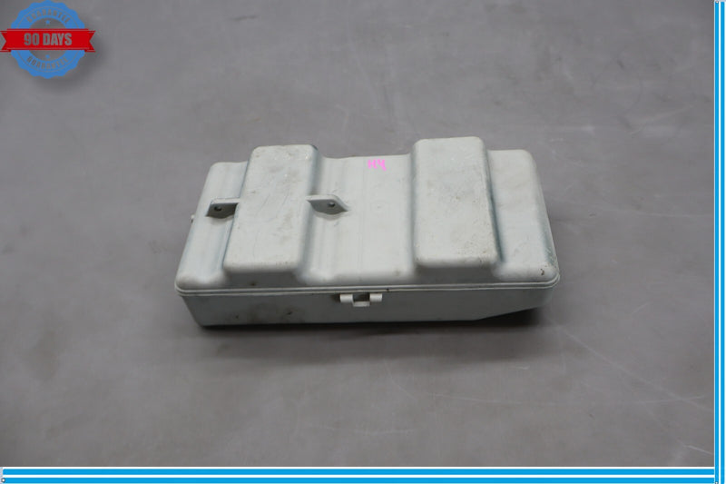 Load image into Gallery viewer, 00-12 Mercedes R230 SL500 SL55 AMG Rear Seat Vacuum Pump Reservoir Tank Oem
