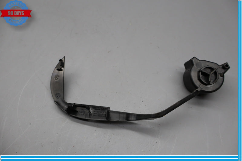Load image into Gallery viewer, 10-15 Mercedes C250 C350 E350 W207 Coupe Front Right Side Seat Cover Trim Oem
