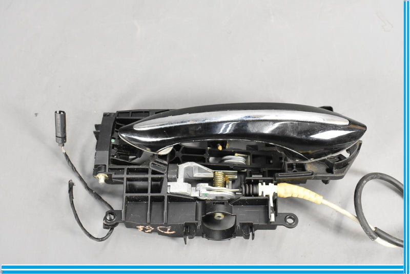 Load image into Gallery viewer, 11-16 BMW 528i 535i 550i F10 Rear Left Side Door Exterior Handle X3717564909 Oem
