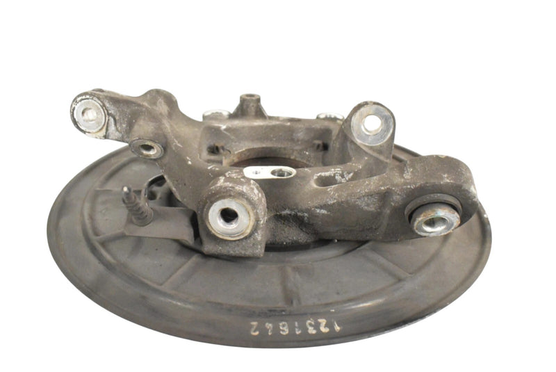 Load image into Gallery viewer, 14-17 Maserati Ghibli Rear Right Passenger Spindle Knuckle Hub 670006805 Oem
