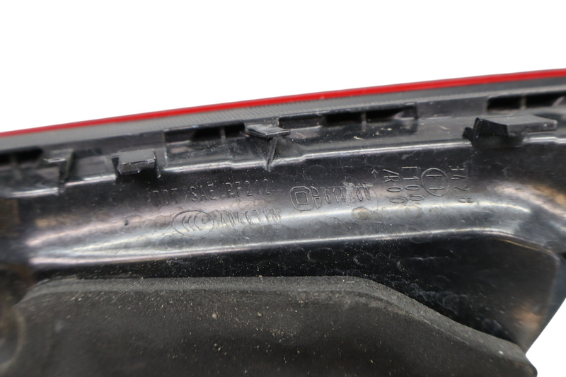 Load image into Gallery viewer, 14–17 Mercedes E350 E400 E550 Rear Right Inner Tail Light Lamp A2079063800 Oem
