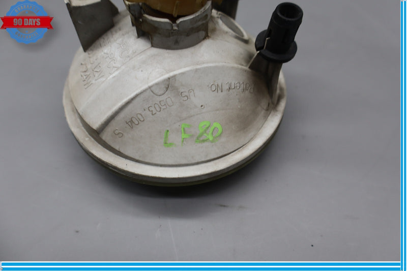Load image into Gallery viewer, 2011 GMC Acadia Denali Front Left Driver Side Fog Light Foglight Lamp Oem
