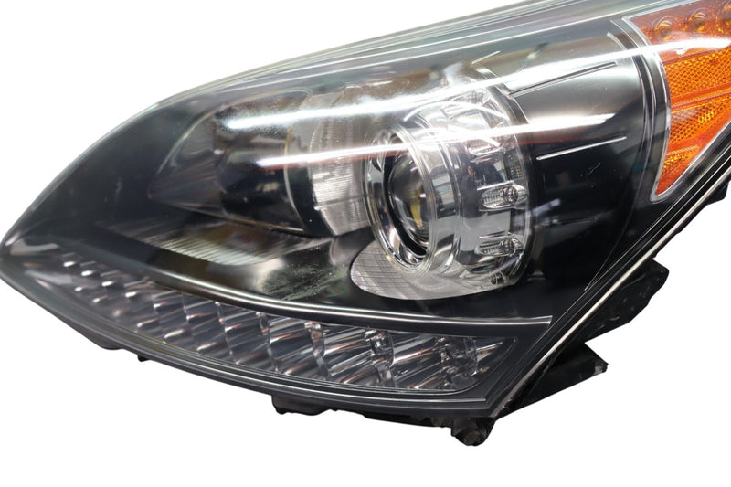 Load image into Gallery viewer, 11-13 Hyundai Equus Front Left Driver Xenon HID Headlight Lamp 92101-3N000 Oem
