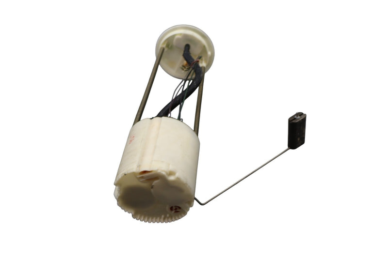 Load image into Gallery viewer, 04-19 Maserati Quattroporte M139 Granturismo Fuel Gas Pump 214369 Oem
