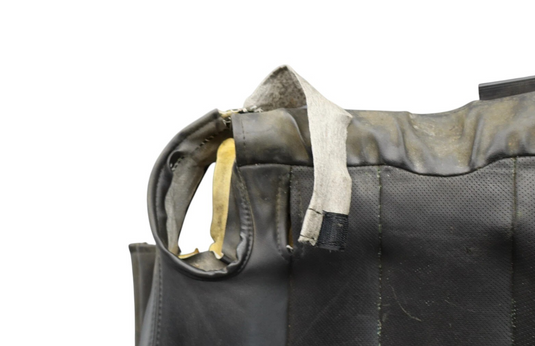 04-08 Cadillac XLR Front Right Passenger Seat Lower Bottom Cushion 88994353 Oem