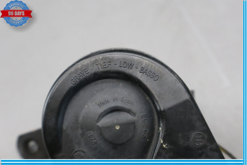 Load image into Gallery viewer, 03-06 Mercedes R230 SL500 SL600 Front Right Side Low Tone Pitch Horn Oem
