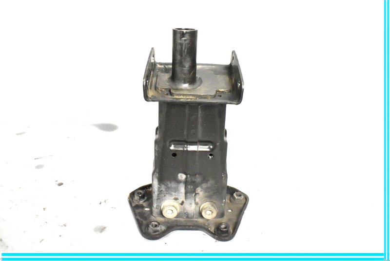 Load image into Gallery viewer, 07-14 Mercedes CL550 CL600 W216 Front Right Bumper Reinforcement Bracket Oem
