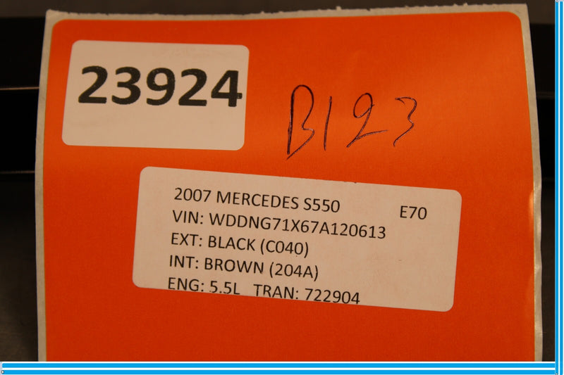 Load image into Gallery viewer, 07-13 Mercedes S350 S550 W221 Rear Left Side Door Window Stay Bar Molding Oem
