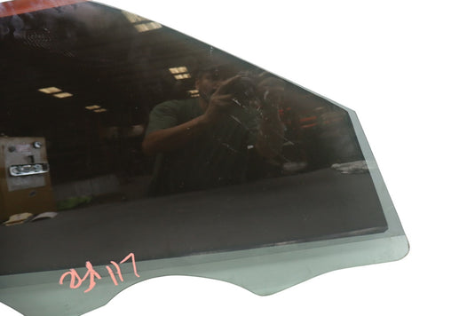 17-19 Alfa Romeo Giulia Front Right Passenger Side Door Window Glass Oem