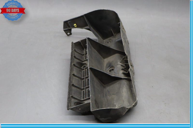 Load image into Gallery viewer, 07-09 Lexus LS460 XF40 Rear Right Lower Bumper Retainer Bracket 52565-50050 Oem
