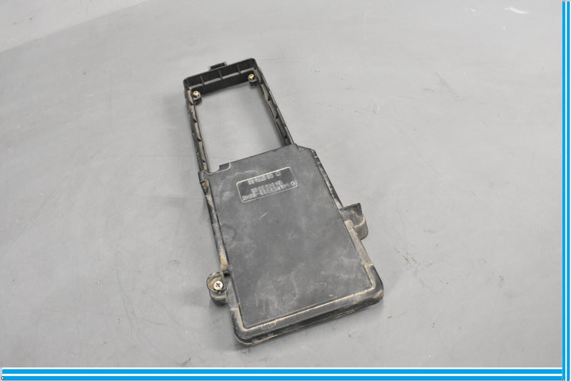 Load image into Gallery viewer, 90-93 Mercedes 300SL Fuse Relay Box Plastic Cover Oem
