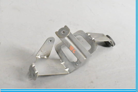 PORSCHE CAYENNE FRONT LEFT DRIVER SIDE MOUNT SUPPORT BRACKET OEM 2011 - 2018