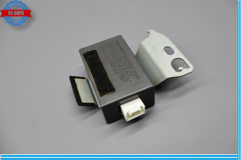 Load image into Gallery viewer, 07-10 Lexus LS460 LS460L TPMS Tire Pressure Monitor Receiver Module Unit Oem
