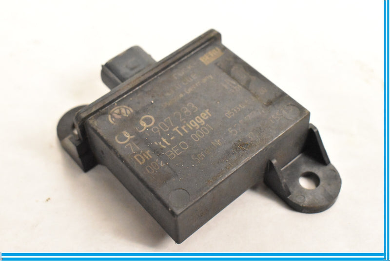Load image into Gallery viewer, 11-18 Porsche Cayenne Tire Pressure Monitor Sensor Module TPMS 7PP907283 Oem
