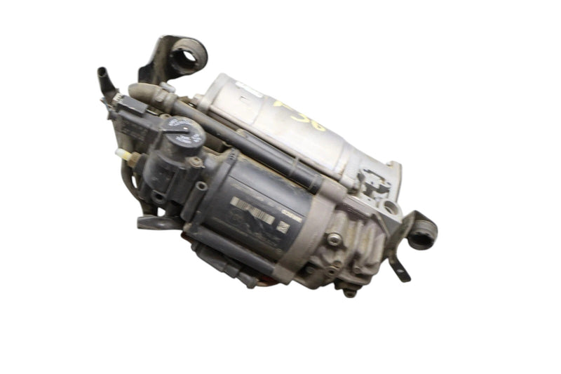 Load image into Gallery viewer, 10-18 Mercedes CLS550 Airmatic Air Suspension Compressor Pump 2123200404 Oem
