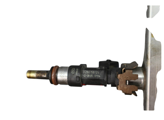 03-19 Maserati Quattroporte M139 Right Side Fuel Injector Rail With Injector Oem