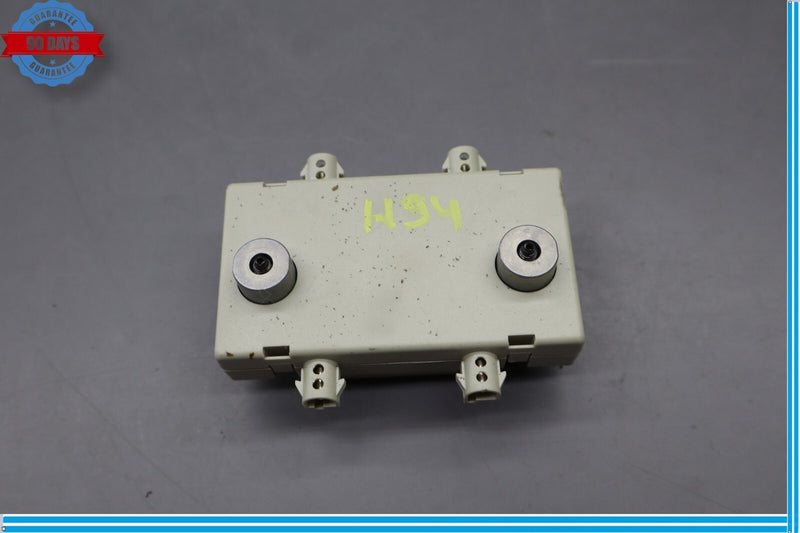 Load image into Gallery viewer, 09-15 BMW 750Li F01 F02 Antenna Amplifier Control Module Unit 21367510 Oem

