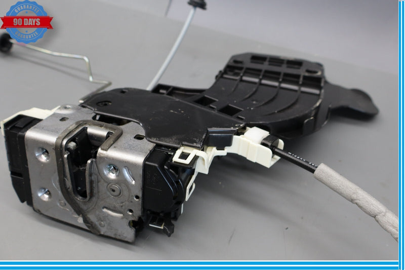 Load image into Gallery viewer, 13-15 Mercedes X166 GL450 GL550 Rear Left Side Door Lock Latch Actuator Oem

