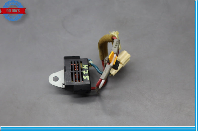 Load image into Gallery viewer, 07-09 Lexus LS460 LS460 XF40 Radio Receiver Noise Filter Unit 90980-05373 Oem
