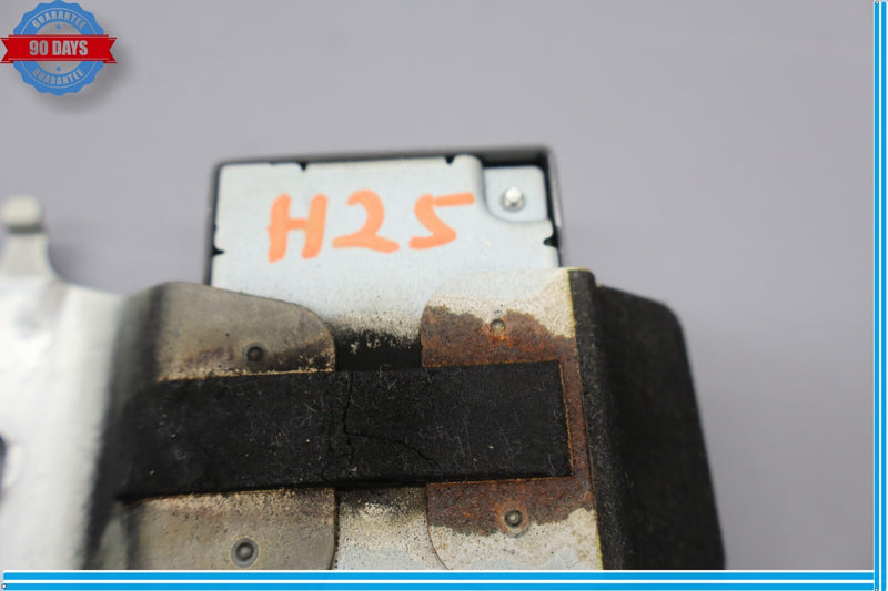 Load image into Gallery viewer, 07-10 Lexus LS460 LS460L TPMS Tire Pressure Monitor Receiver Module Unit Oem
