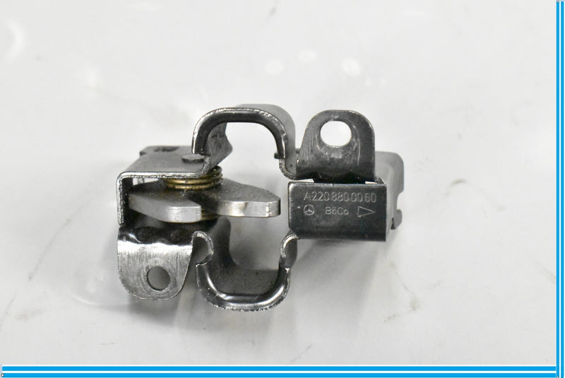 Load image into Gallery viewer, 00-06 Mercedes CL500 S500 W215 Hood Lock Latch Catch Release 2208800060 Oem
