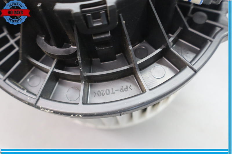 Load image into Gallery viewer, 15-17 Hyundai Genesis G80 Hvac Ac Interior Heater Blower Motor Fan Oem
