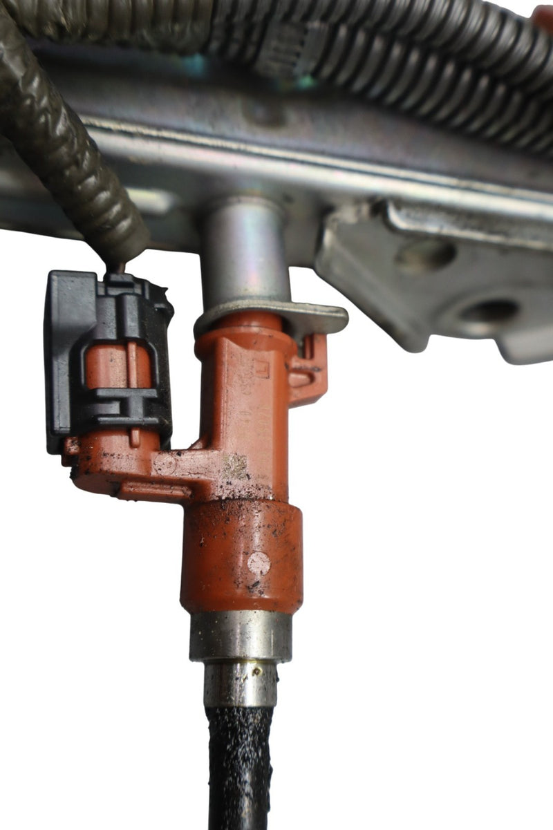 Load image into Gallery viewer, 07-17 Lexus USF40 LS460 LS460L Left Driver Side Outer Fuel Injection Rail Oem
