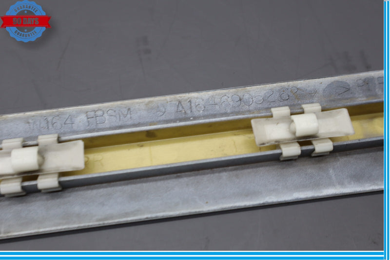 Load image into Gallery viewer, 06-12 Mercedes W164 ML500 GL550 Front Right Passenger Side Door Molding Trim Oem
