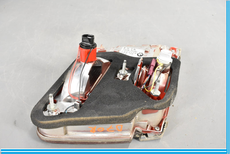 Load image into Gallery viewer, 09-15 BMW 750i F01 F02 F10 Rear Right Passenger Inner Tail Light Backup Lamp Oem
