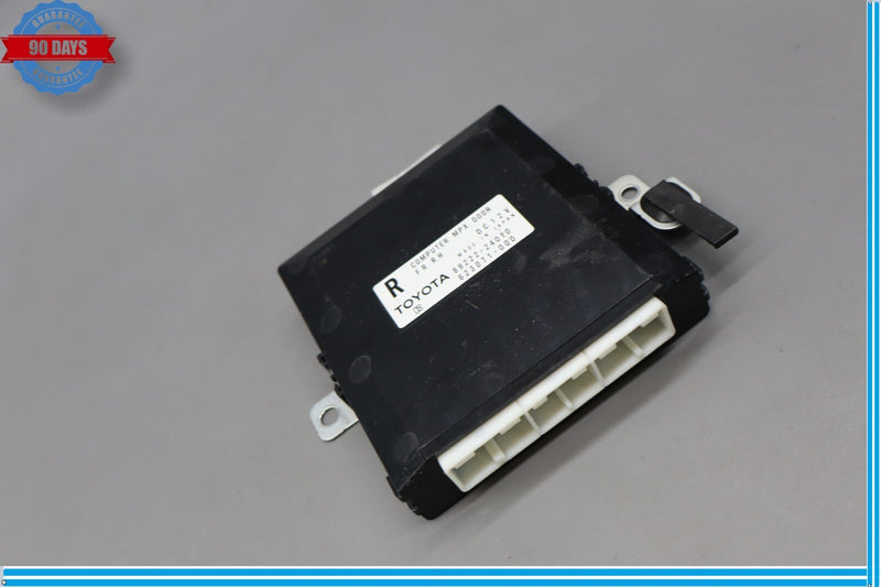 Load image into Gallery viewer, 02-10 Lexus SC430 Front Right Passenger Side Door Control Module Unit Oem
