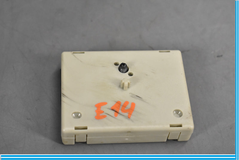 Load image into Gallery viewer, 09-12 BMW 750i 750Li Antenna Aerial Supression Filter Unit Oem
