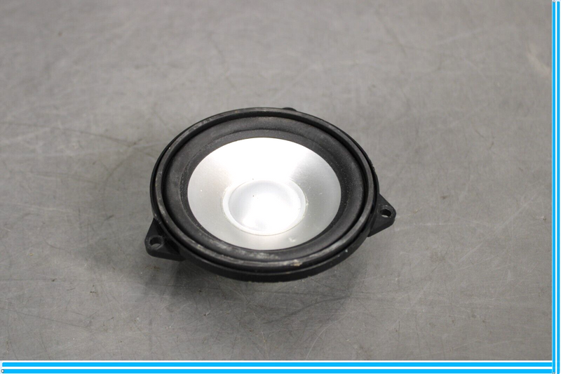 Load image into Gallery viewer, 10-13 Range Rover Sport L320 Rear Front Right or Left Speaker Harmon Kardon Oem
