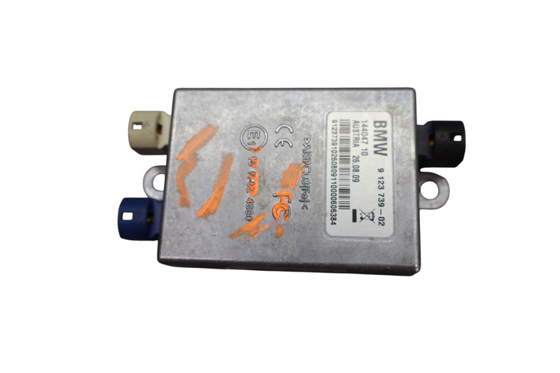 Load image into Gallery viewer, 09-15 BMW  F01 750i 750Li Hub Audio Interface Antenna Control Module Oem
