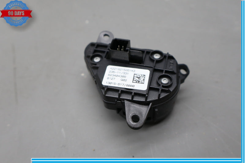 Load image into Gallery viewer, 10-14 Mercedes S400 S550 W221 Steering Wheel Control Switch Button Oem
