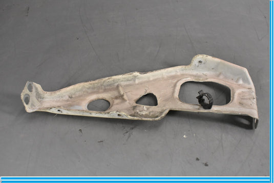 03-12 Maserati Quattroporte Left Driver Side Fender Bracket Assembly Oem