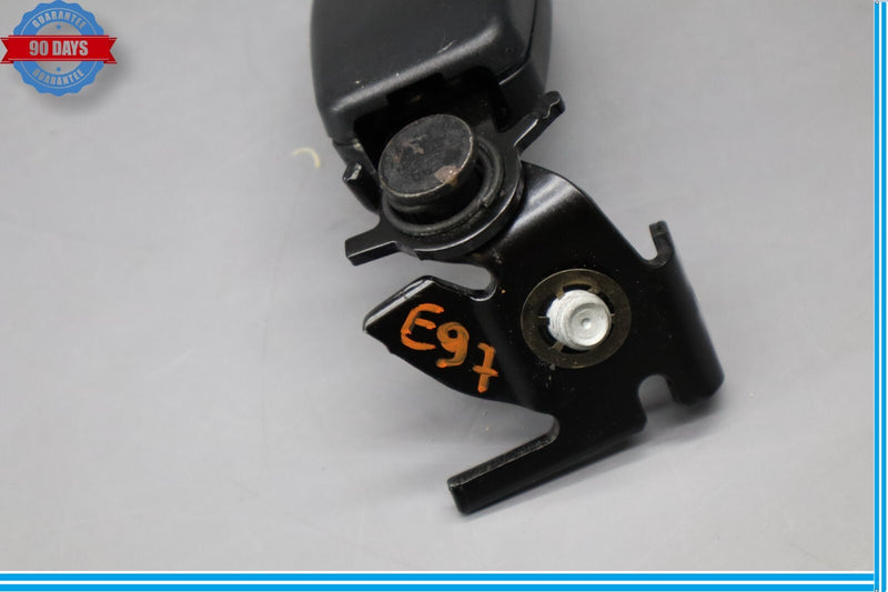 Load image into Gallery viewer, 10-18 Mercedes CLS550 E350 Rear Left Driver Side Safety Seat Belt Buckle Oem
