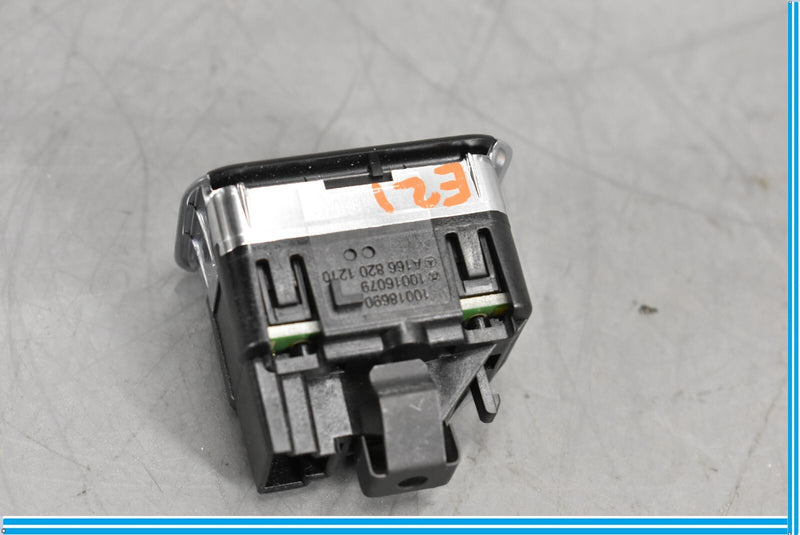 Load image into Gallery viewer, 13-16 Mercedes GL450 X166 Left Driver Side Quarter Window Control Switch Oem
