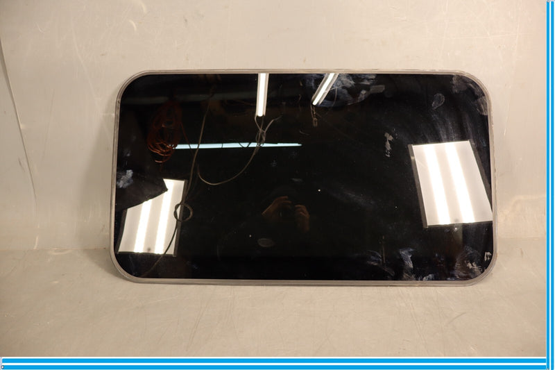 Load image into Gallery viewer, 11-18 Porsche Cayenne Sunroof Moonroof Glass Panel Oem
